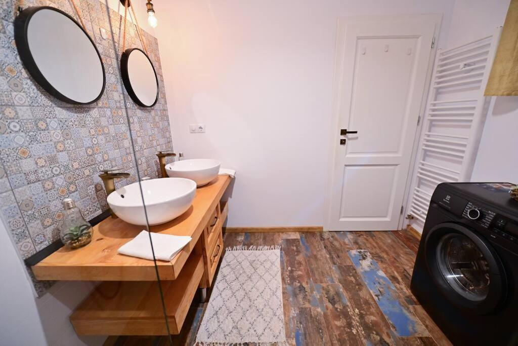 Flh - Zen Apartment Nagyszeben Kültér fotó