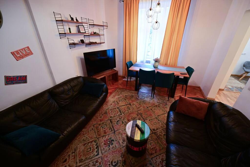 Flh - Zen Apartment Nagyszeben Kültér fotó